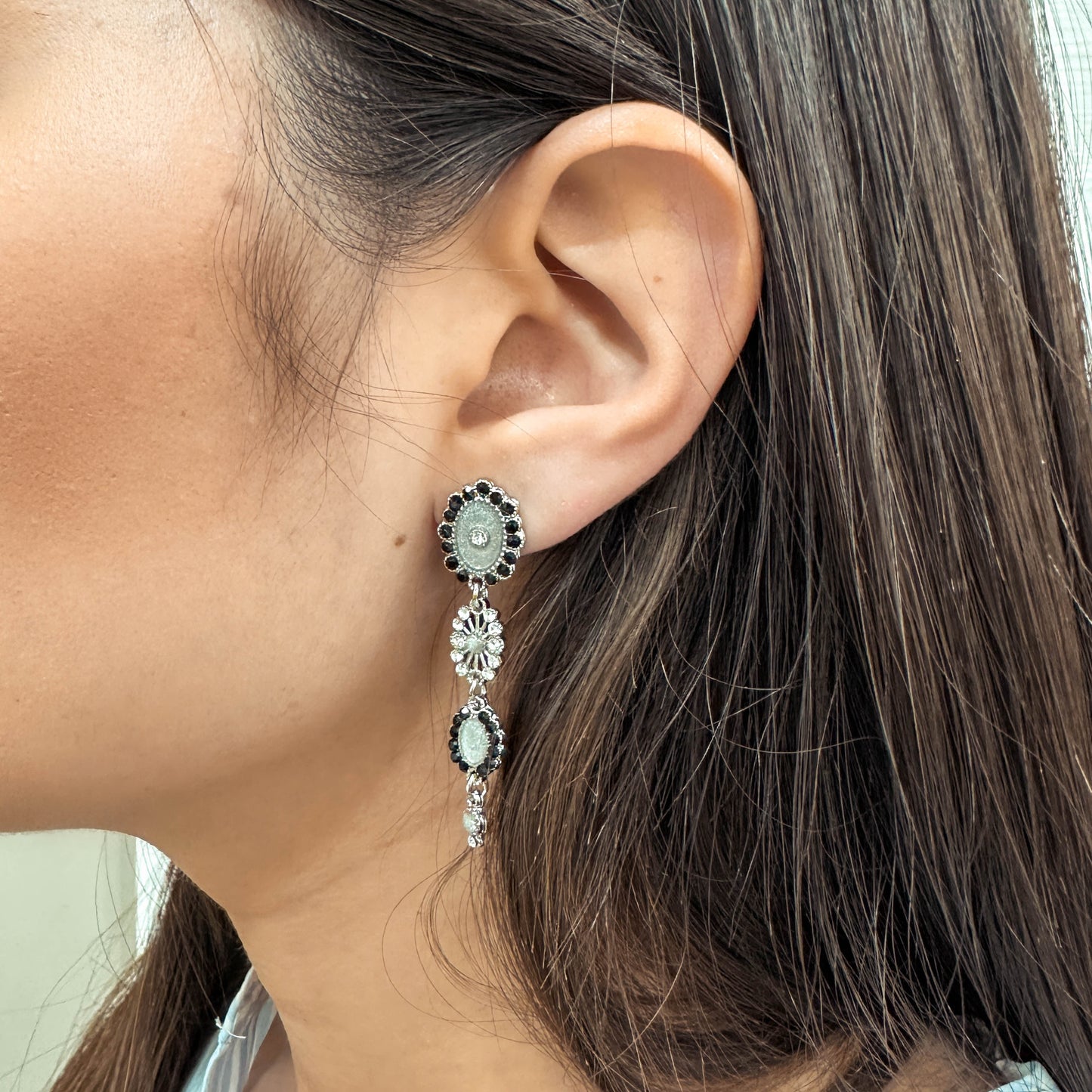 Orecchini La Griffe Neri e Bianchi Con Swarovski