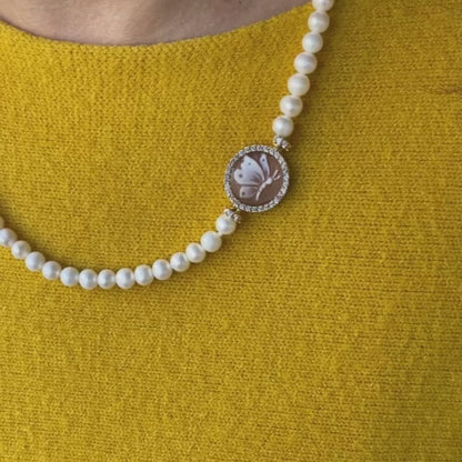 Collana Di Perle Con Cammeo Farfalla